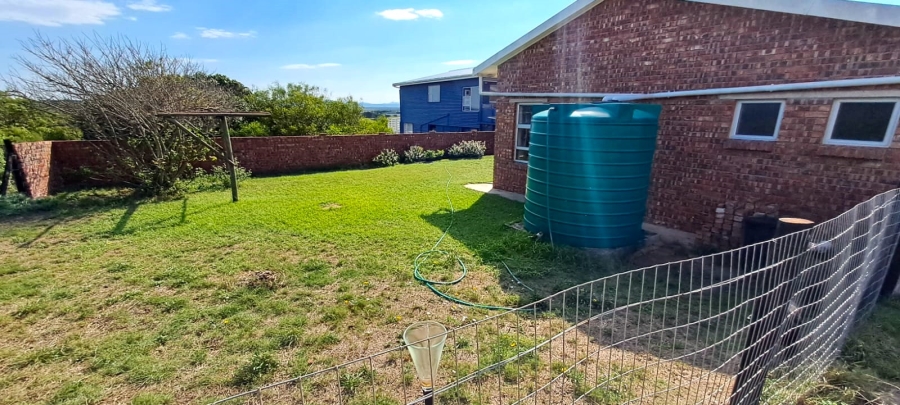 3 Bedroom Property for Sale in Paradise Beach Eastern Cape